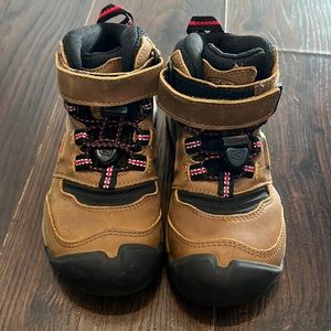 Keen boots. Keen dry waterproof. Size 12.